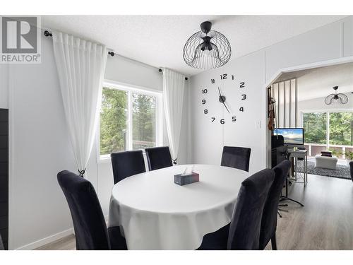 338 Howards Road, Vernon, BC - Indoor Photo Showing Dining Room