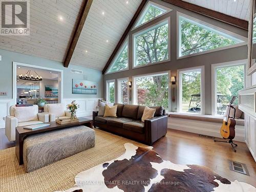 658 Old Highway 2, Quinte West, ON - Indoor Photo Showing Living Room