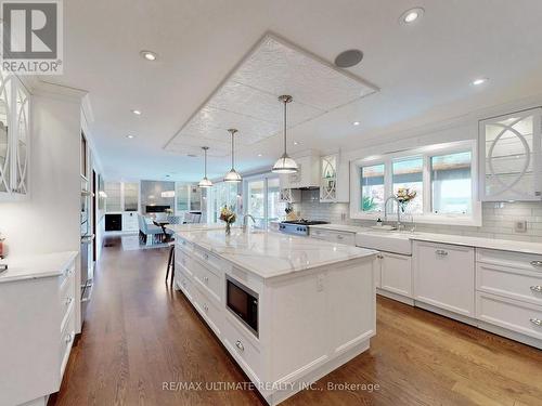 658 Old Highway 2, Quinte West, ON - Indoor Photo Showing Kitchen With Upgraded Kitchen