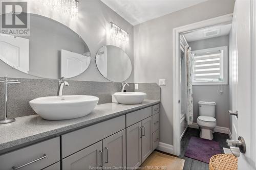 1051 Mia Anne Street, Lasalle, ON - Indoor Photo Showing Bathroom