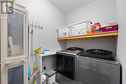 1051 Mia Anne Street, Lasalle, ON - Indoor Photo Showing Laundry Room