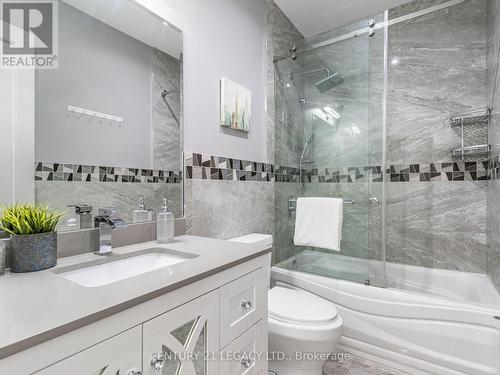 1368 Kenmuir Avenue, Mississauga (Mineola), ON - Indoor Photo Showing Bathroom