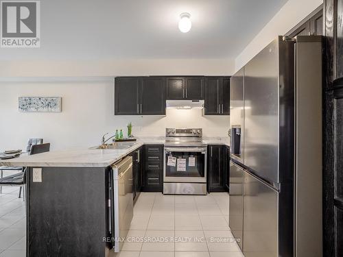 118 Cliff Thompson Court, Georgina (Sutton & Jackson'S Point), ON - Indoor Photo Showing Kitchen With Stainless Steel Kitchen With Upgraded Kitchen