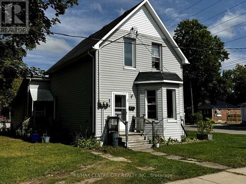 15 Chestnut Street E, Aylmer (Ay), ON - Outdoor With Facade