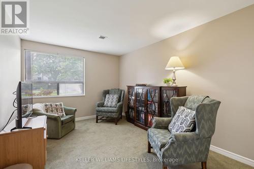 116 - 300 Everglade Crescent, London, ON - Indoor