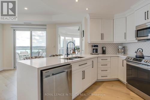 1011 - 2 Toronto Street S, Barrie (City Centre), ON - Indoor Photo Showing Kitchen With Double Sink With Upgraded Kitchen