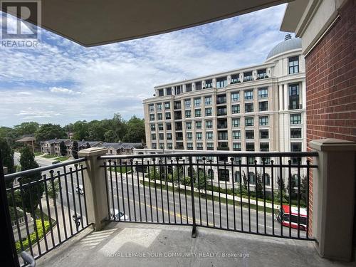 621 - 2855 Bloor Street W, Toronto (Stonegate-Queensway), ON - Outdoor With Balcony With Exterior