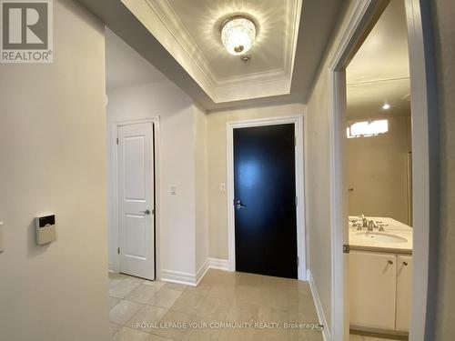 621 - 2855 Bloor Street W, Toronto (Stonegate-Queensway), ON - Indoor Photo Showing Other Room