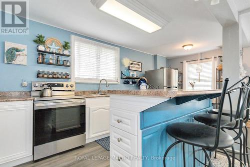 6 Semmens Street, Haldimand, ON - Indoor Photo Showing Kitchen