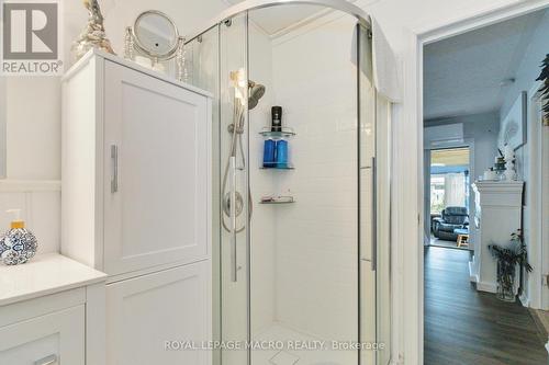 6 Semmens Street, Haldimand, ON - Indoor Photo Showing Bathroom