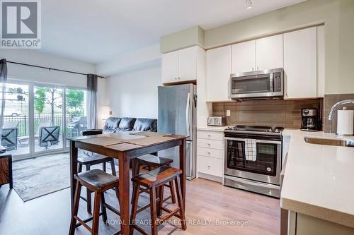 116 - 555 William Graham Drive, Aurora, ON - Indoor Photo Showing Kitchen