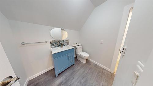 112 9Th Avenue S, Virden, MB - Indoor Photo Showing Bathroom