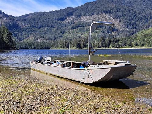 106456 Hanna Creek, Nootka Island, BC 