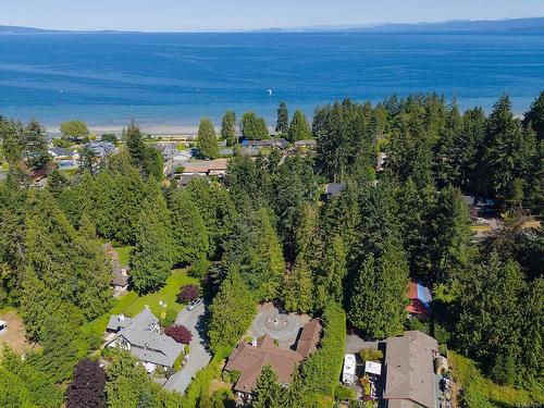 2526 Island Hwy West, Qualicum Beach, BC 