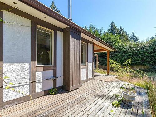 2526 Island Hwy West, Qualicum Beach, BC 