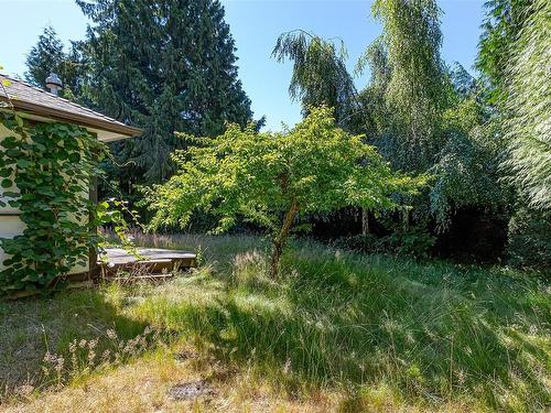 2526 Island Hwy West, Qualicum Beach, BC 