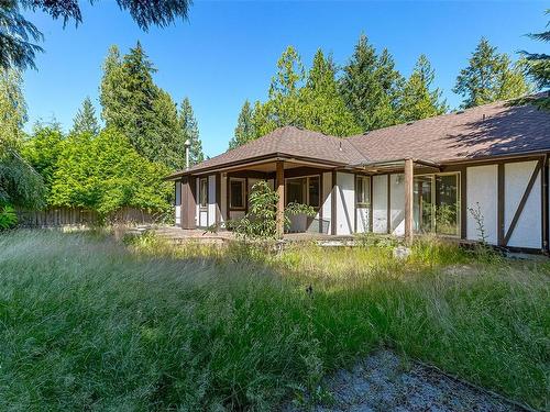 2526 Island Hwy West, Qualicum Beach, BC 