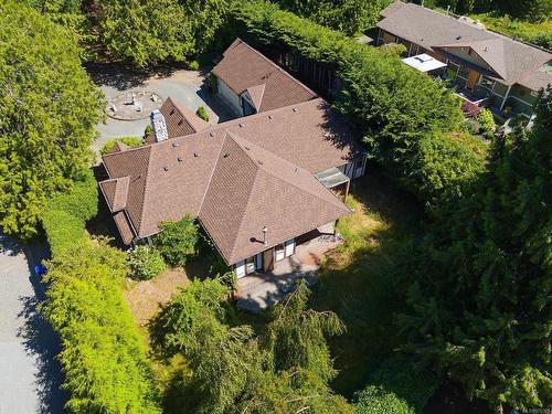 2526 Island Hwy West, Qualicum Beach, BC 