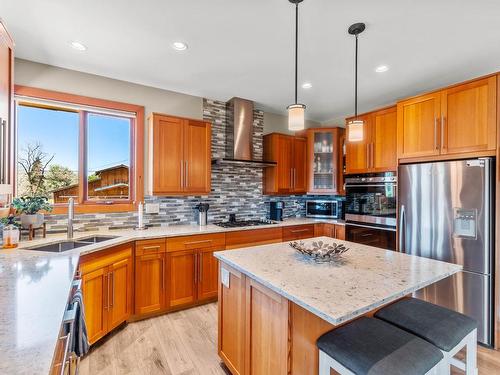 3259 Shuswap Rd, Kamloops, BC - Indoor Photo Showing Kitchen With Double Sink