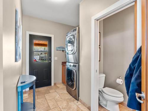 3259 Shuswap Rd, Kamloops, BC - Indoor Photo Showing Laundry Room