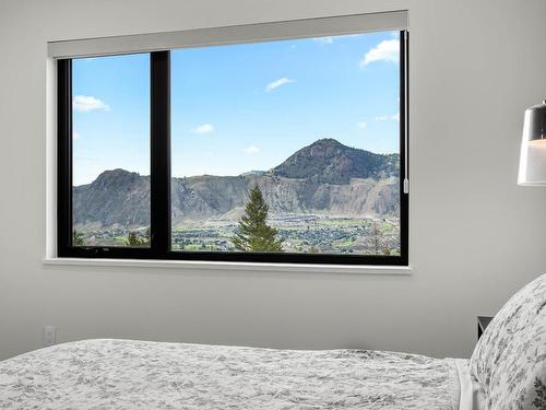 2166 Galore Cres, Kamloops, BC - Indoor Photo Showing Bedroom