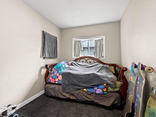 486 Fortune Drive, Kamloops, BC - Indoor Photo Showing Bedroom