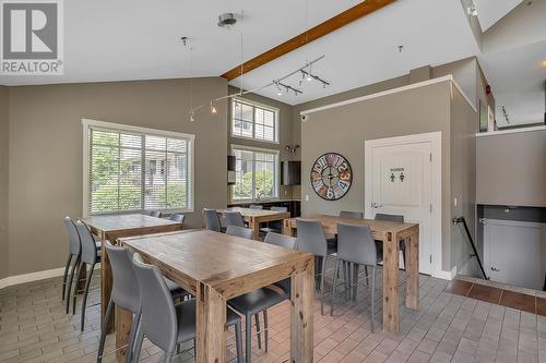 3739 Casorso Road Unit# 307, Kelowna, BC - Indoor Photo Showing Dining Room