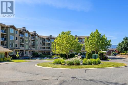 3739 Casorso Road Unit# 307, Kelowna, BC - Outdoor With Facade