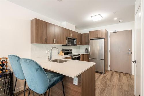 467 Charlton Avenue E|Unit #101, Hamilton, ON - Indoor Photo Showing Kitchen With Stainless Steel Kitchen