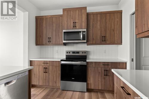 3285 Favel Drive, Regina, SK - Indoor Photo Showing Kitchen