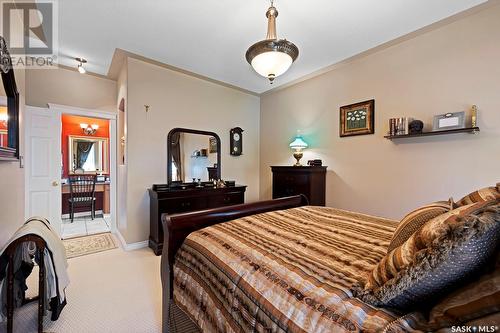 12030 Wascana Heights, Regina, SK - Indoor Photo Showing Bedroom
