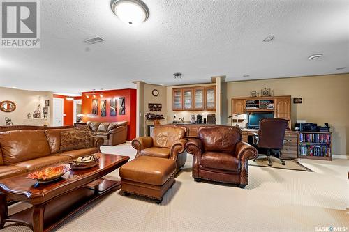 12030 Wascana Heights, Regina, SK - Indoor Photo Showing Living Room