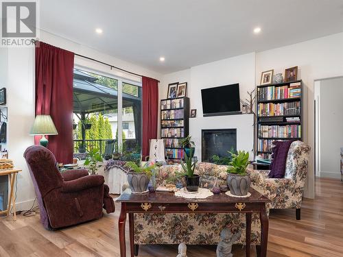 21 Preston Drive W, Enderby, BC - Indoor Photo Showing Living Room With Fireplace