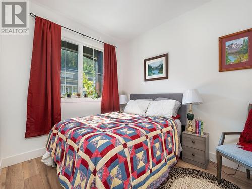 21 Preston West Drive, Enderby, BC - Indoor Photo Showing Bedroom