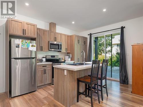 21 Preston West Drive, Enderby, BC - Indoor Photo Showing Kitchen