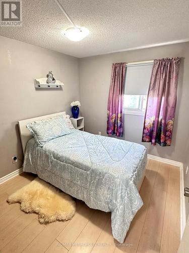 2 - 2994 Meadowbrook Lane, Windsor, ON - Indoor Photo Showing Bedroom