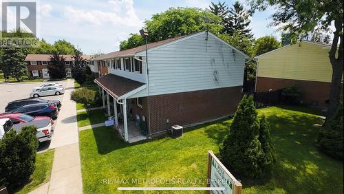 2 - 2994 Meadowbrook Lane, Windsor, ON - Outdoor With Exterior