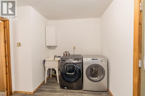 155 Biggings Ave, Sault Ste. Marie, ON - Indoor Photo Showing Laundry Room