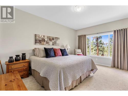 4520 Gallaghers Lookout Unit# 6, Kelowna, BC - Indoor Photo Showing Bedroom