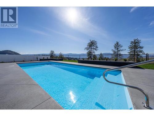 2507 Pinnacle Ridge Drive, West Kelowna, BC - Outdoor With In Ground Pool With Backyard