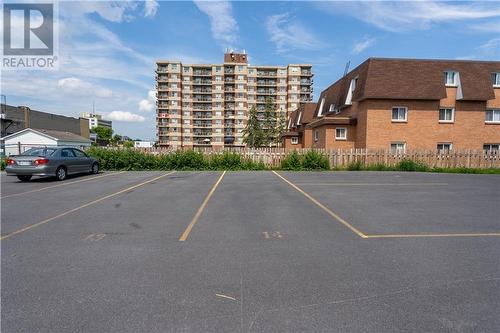 2 SPACES - 131 First Street W, Cornwall, ON - Outdoor