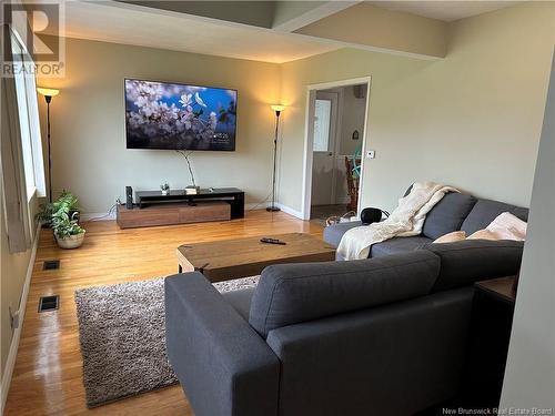 5 Edouard Avenue, Saint-Antoine, NB - Indoor Photo Showing Living Room