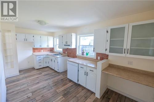 164 Axmith Avenue, Elliot Lake, ON - Indoor Photo Showing Kitchen With Double Sink