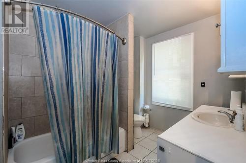 518 Randolph Avenue, Windsor, ON - Indoor Photo Showing Bathroom