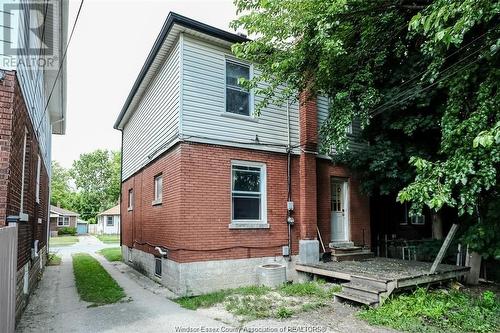 518 Randolph Avenue, Windsor, ON - Outdoor With Exterior