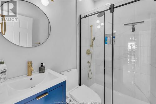 3928 Sixth Concession Road, Windsor, ON - Indoor Photo Showing Bathroom