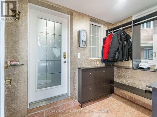 5599 Brenchley Avenue, Mississauga (East Credit), ON - Indoor