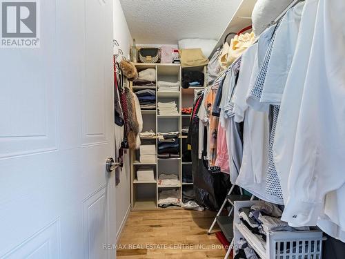 5599 Brenchley Avenue, Mississauga (East Credit), ON - Indoor With Storage