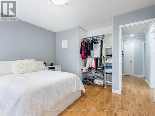 5599 Brenchley Avenue, Mississauga (East Credit), ON - Indoor Photo Showing Bedroom