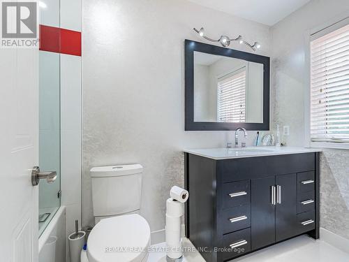 5599 Brenchley Avenue, Mississauga (East Credit), ON - Indoor Photo Showing Bathroom